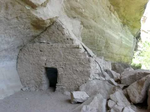 Turkey Creek cave dwelling